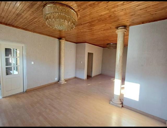 4 BEDROOM HOUSE FOR SALE IN LAUDIUM